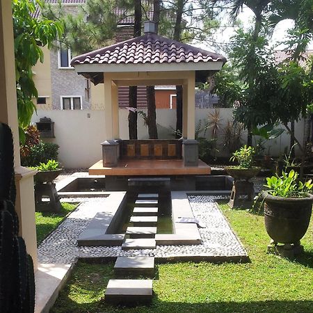 Grya Natasha Apartment Yogyakarta Bagian luar foto